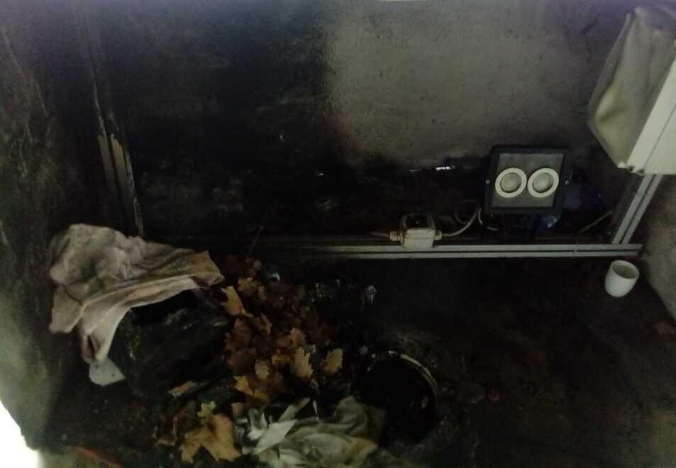 
	L'altare bruciato della Grotta&nbsp;

