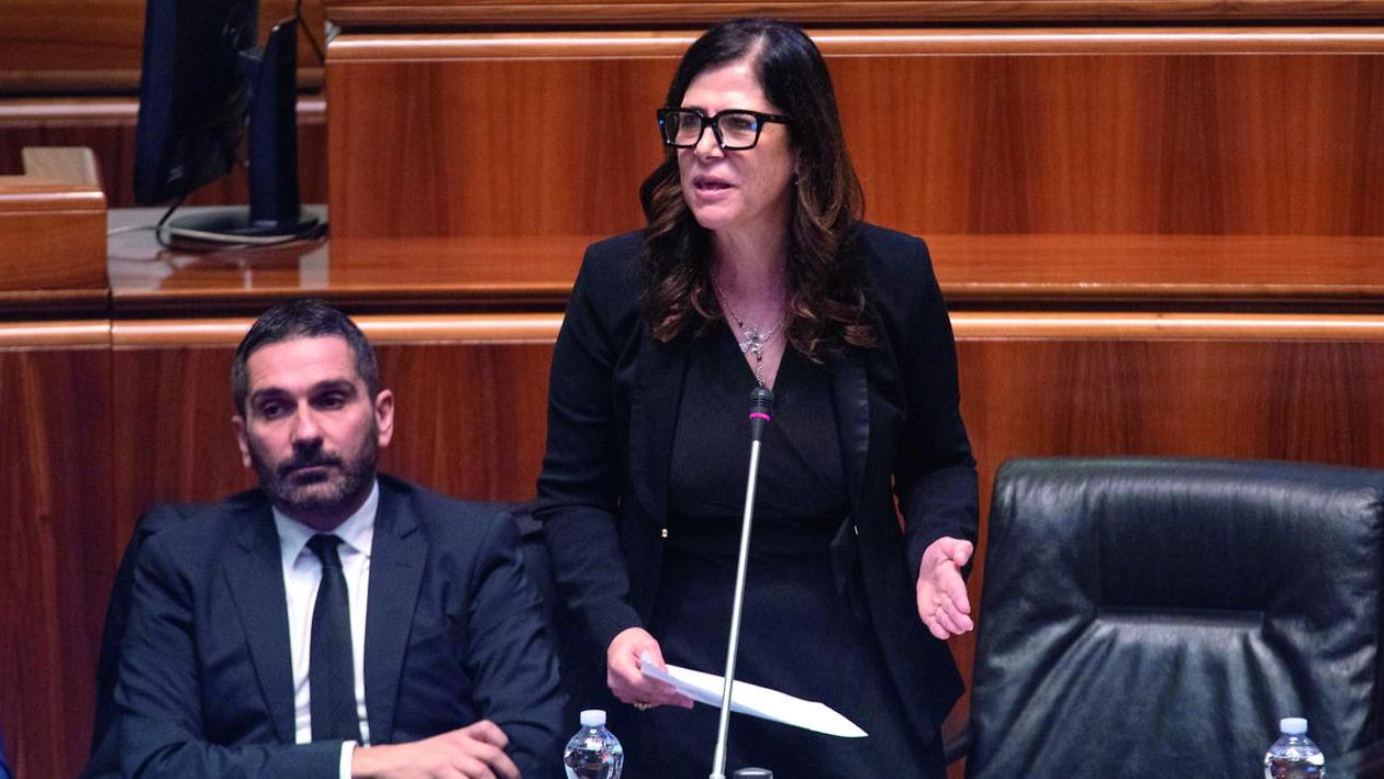 Decadenza di Alessandra Todde, politica regionale col fiato sospeso