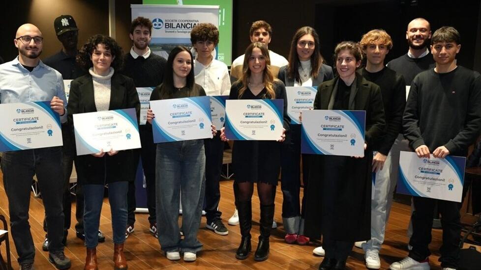 Campogalliano, sedici borse di studio ai figli dei dipendenti della Coop Bilanciai