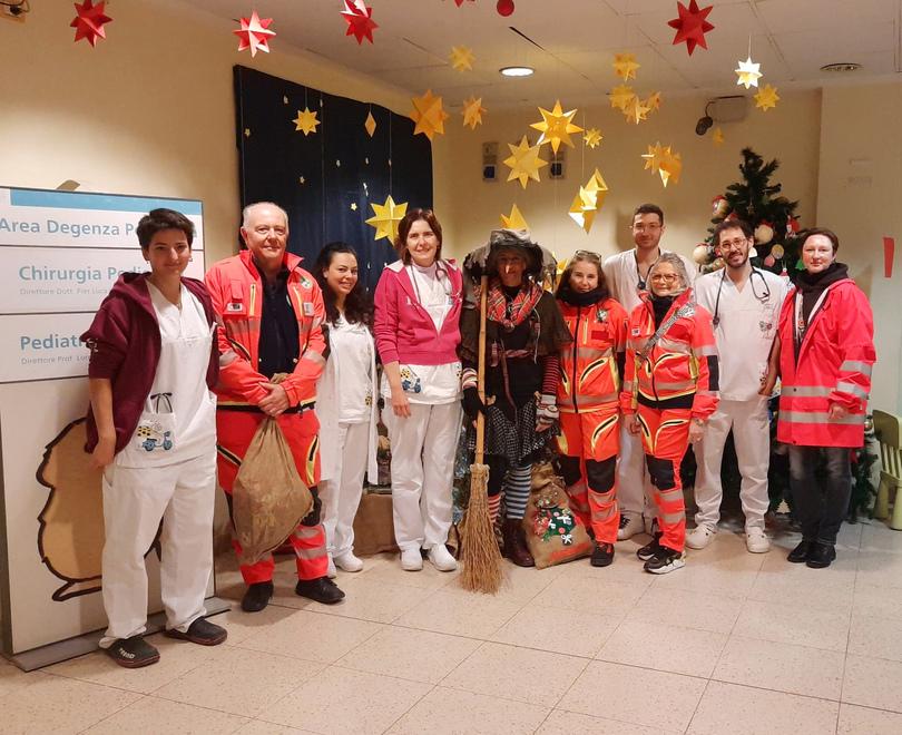 La Befana vola in pediatria e porta i dolci ai bambini malati<br type="_moz" />
