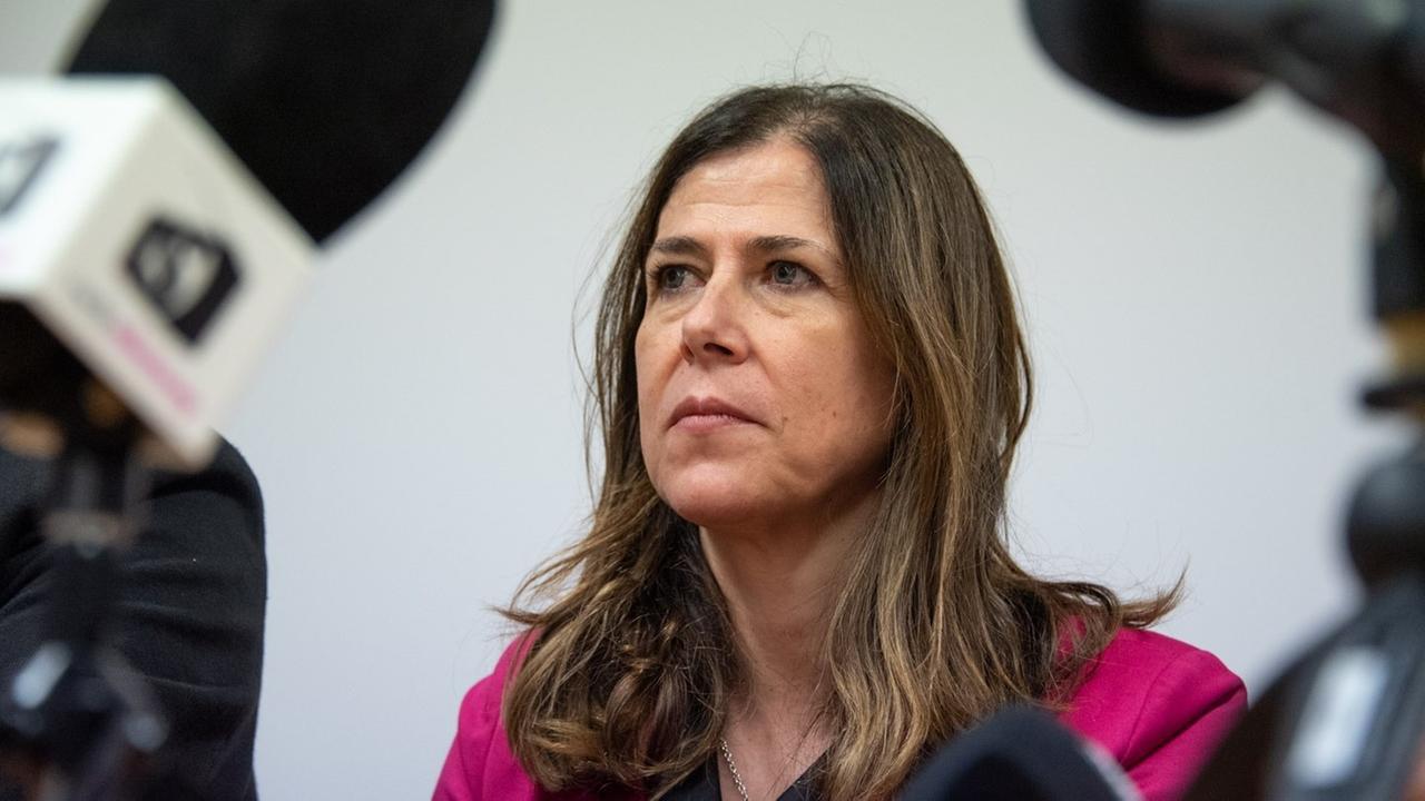 Alessandra Todde, partono i due ricorsi e il Consiglio riapre i battenti