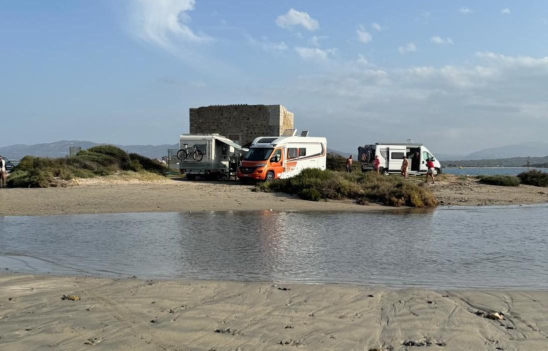 
	Camper a Cala Saccaia

