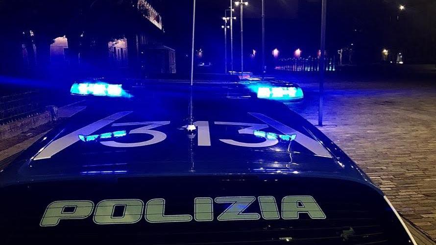 Un garage occupato teatro della violenza sessuale a una ventenne