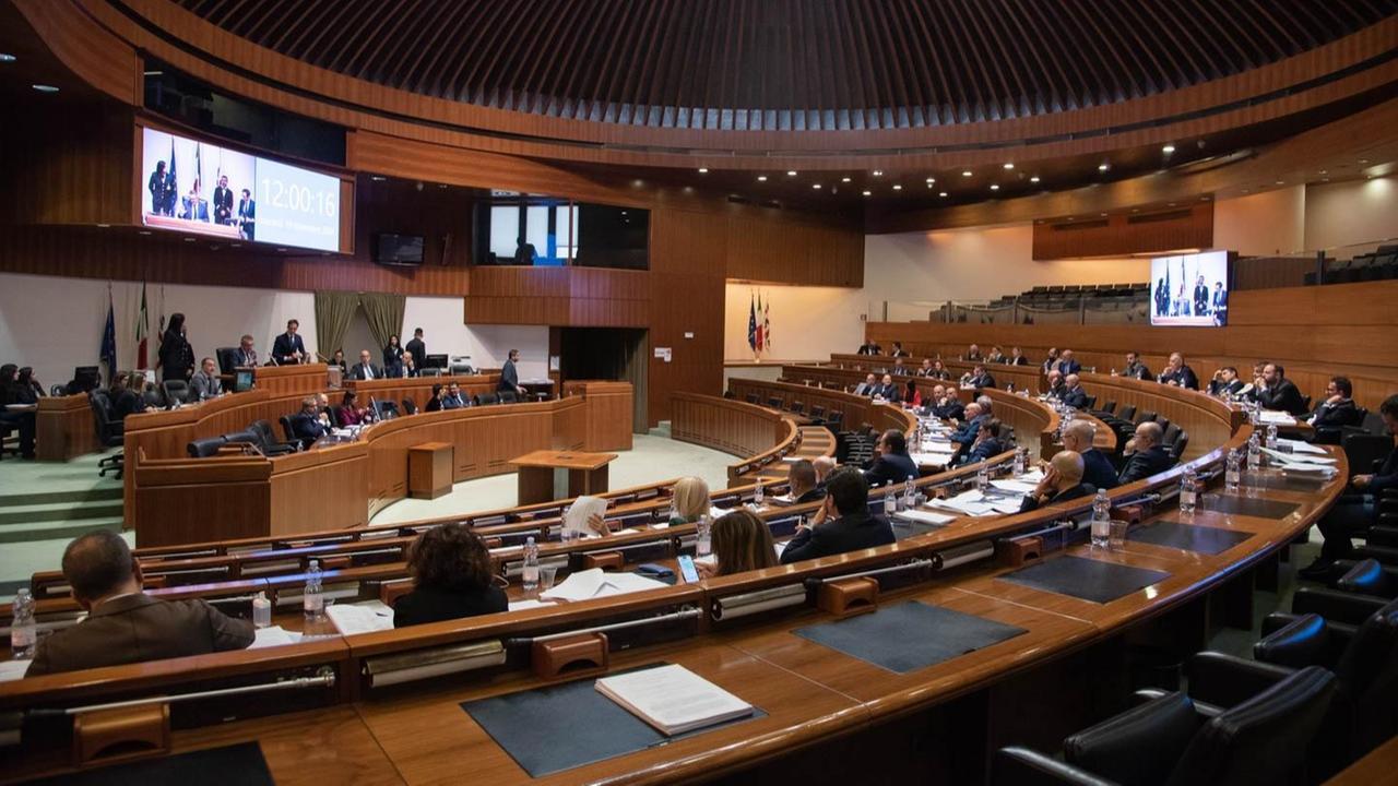 Spese elettorali: ecco tutte le dichiarazioni dei consiglieri regionali ai raggi X