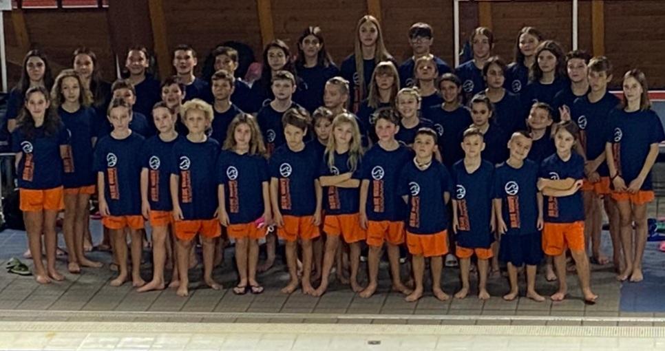 Rosignano, pioggia di medaglie per la Blue Wave: triplette per Massotti e Peccianti