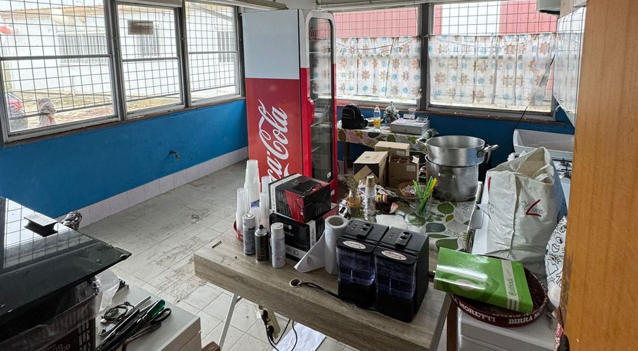 Ostellato, assalto notturno nella sede della Sangiovannese