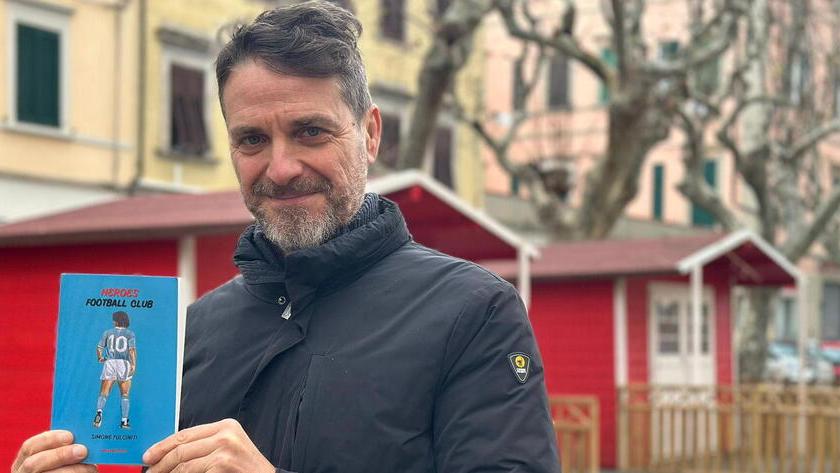 Da Livorno arriva "Heroes Football club": il "bignami romantico" degli eroi del calcio tra storie e dietro le quinte<br>