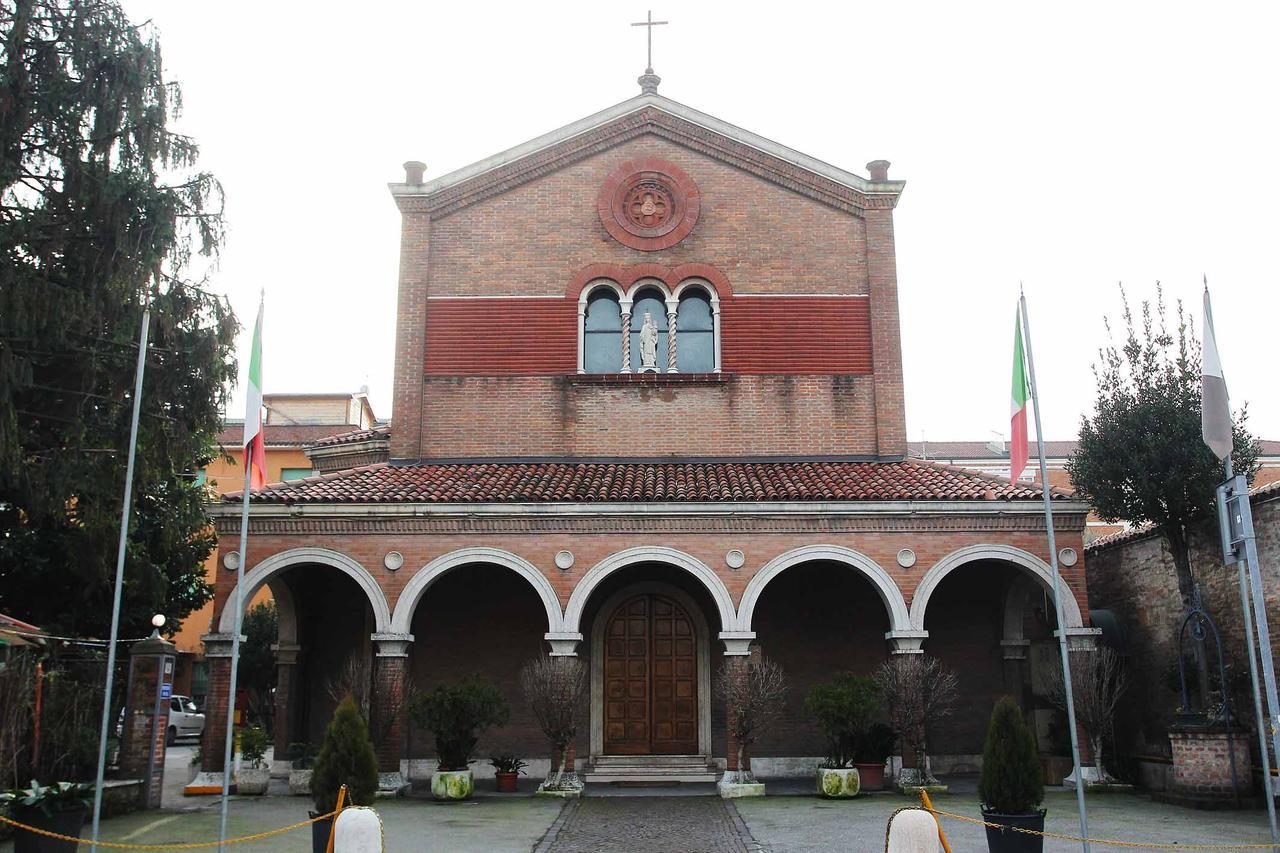 Ferrara, chiesa di San Luca indebitata: il prete chiede aiuto ai fedeli