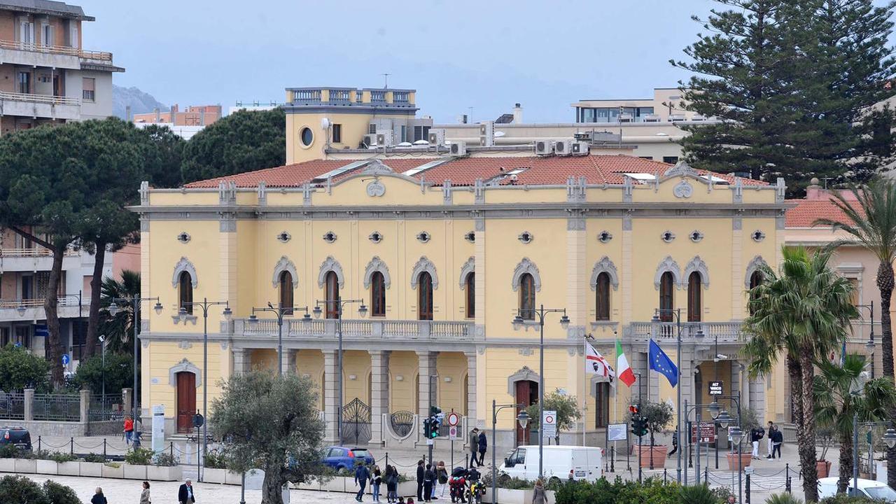 Il municipio di Olbia 