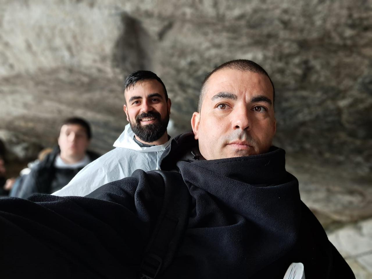 
	In primo piano il parroco Francesco Mocci&nbsp;

