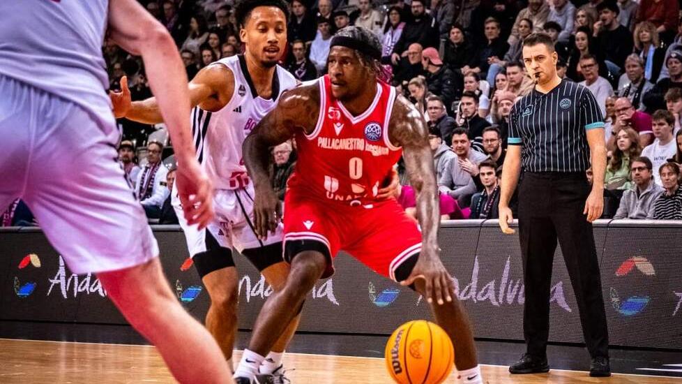 Notte magica per la Unahotels al Telekom Dome di Bonn