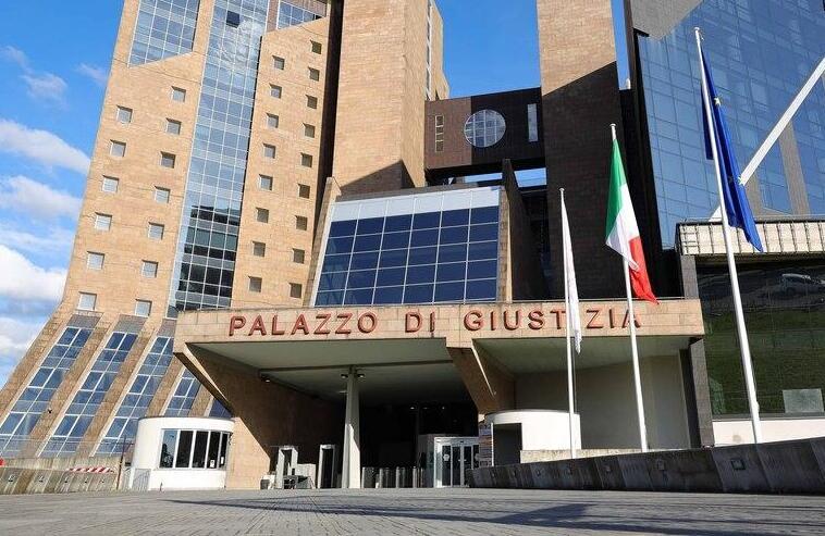Il Palazzo di giustizia di Firenze