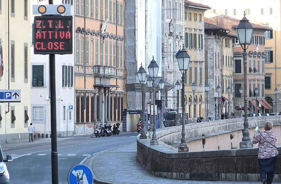 Ztl-Zsc a Pisa, rinnovo dei permessi: pagamento entro fine gennaio