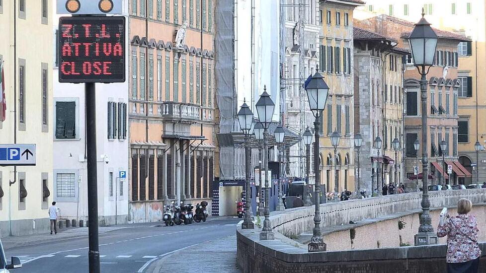 Ztl-Zsc a Pisa, rinnovo dei permessi: pagamento entro fine gennaio