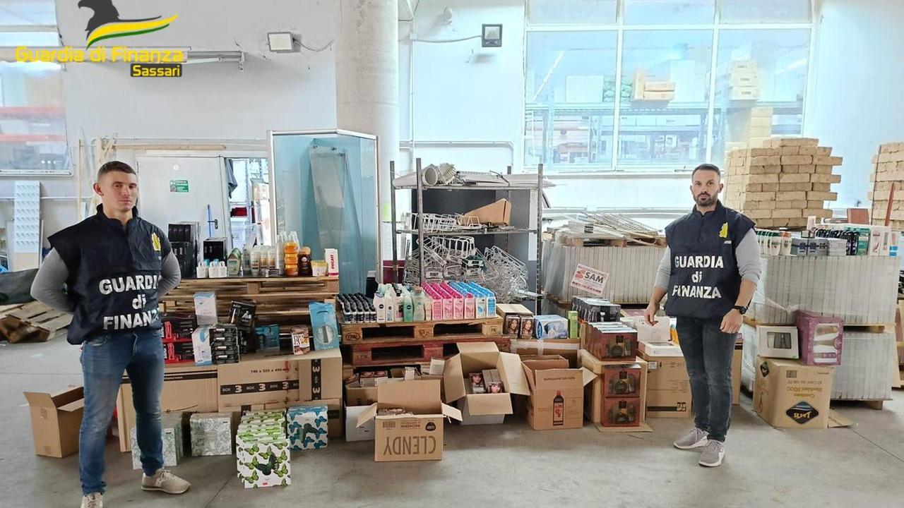 Sassari, sequestrati migliaia di cosmetici dannosi per la salute – VIDEO