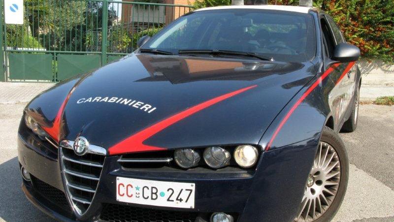 Insulti e minacce alla compagna, arrestato 39enne