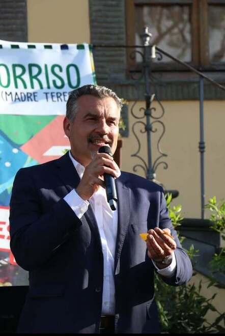 
	Il sindaco di Porcari, Leonardo Fornaciari

