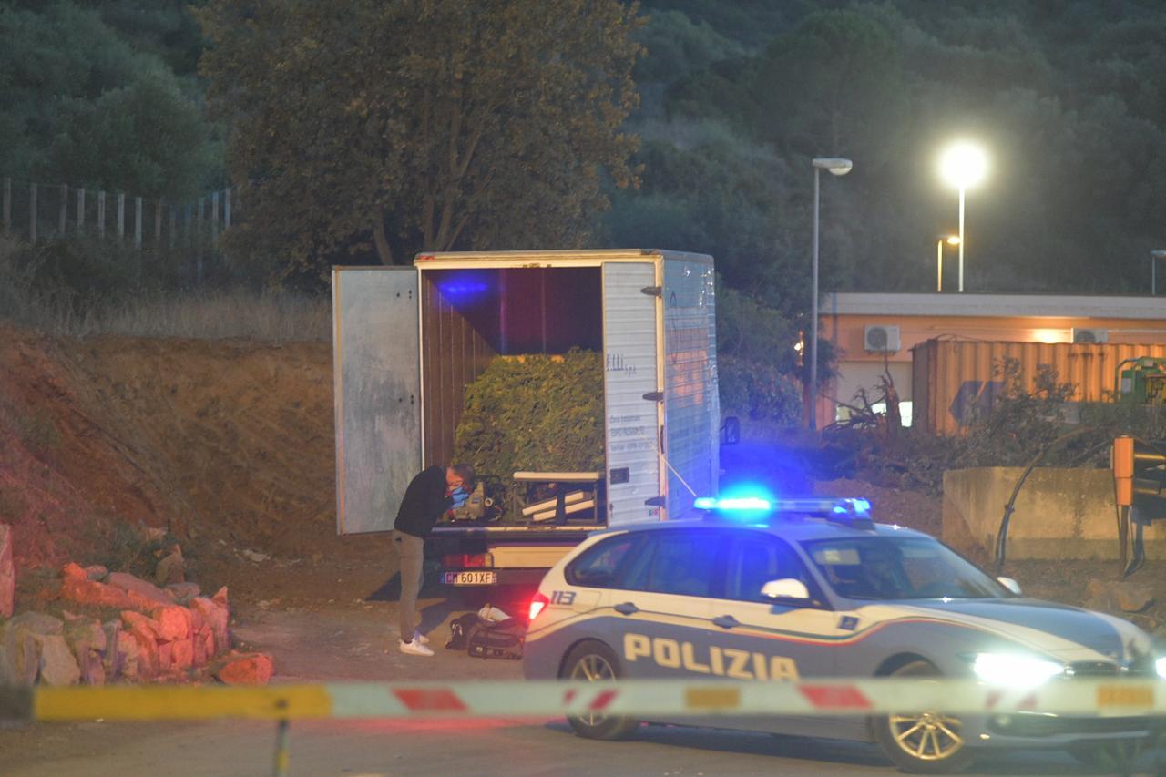 
	Il furgone carico di marijuana nella periferia di Olbia

