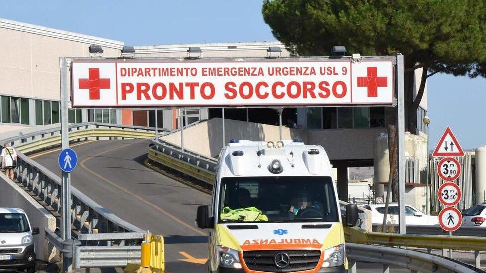 Influenza, un morto e un paziente in terapia intensiva a Grosseto: il picco ora fa paura