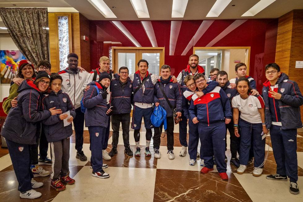 I giocatori del Cagliari incontrano i Casteddu4Special