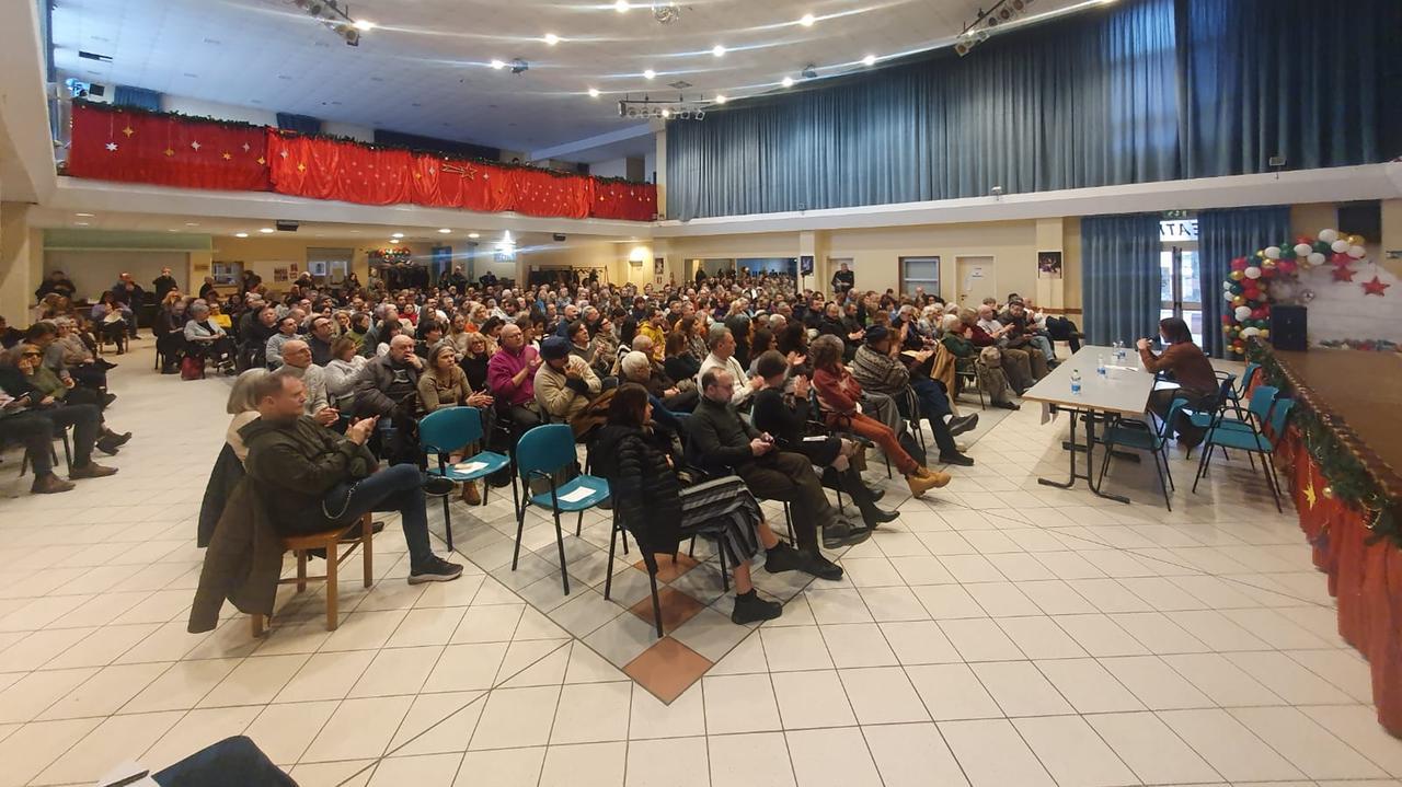 “La terza guerra mondiale spiegata bene”: Giorgio Bianchi fa il pienone a Pontelagoscuro