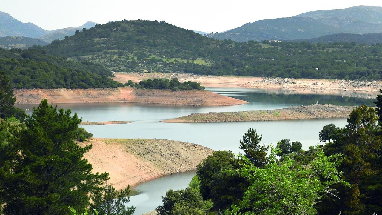 Emergenza idrica infinita, grido d’allarme dei sindaci: «Ora non lasciateci soli»