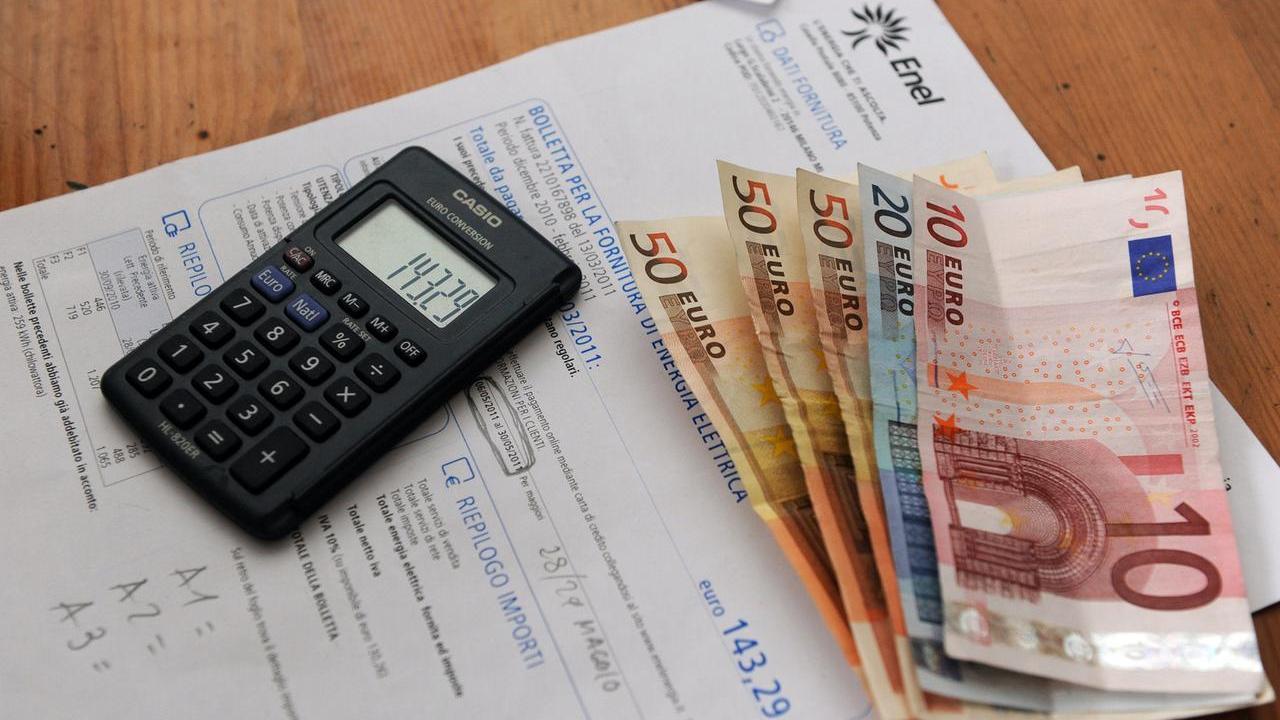 Spese familiari, i rincari pesano 912,20 euro