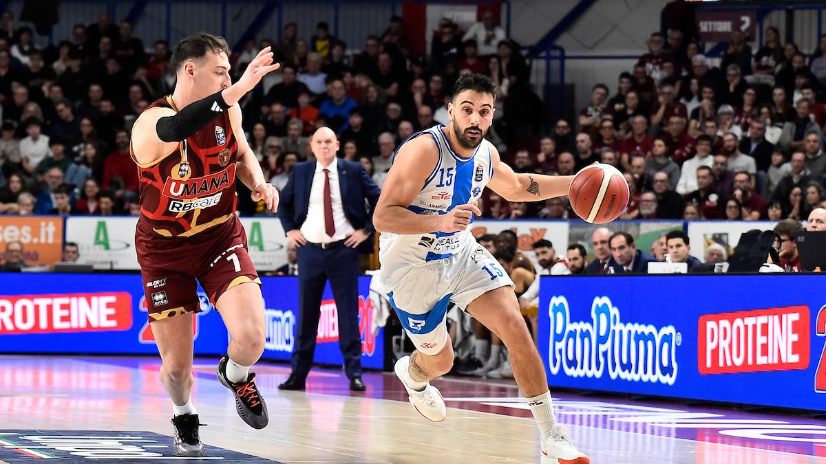 Doppio fiocco in casa Dinamo: sono nati i gemelli di Matteo Tambone