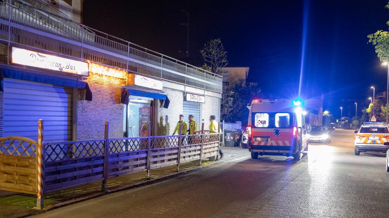 Ambulanza e automedica al Dominican bar