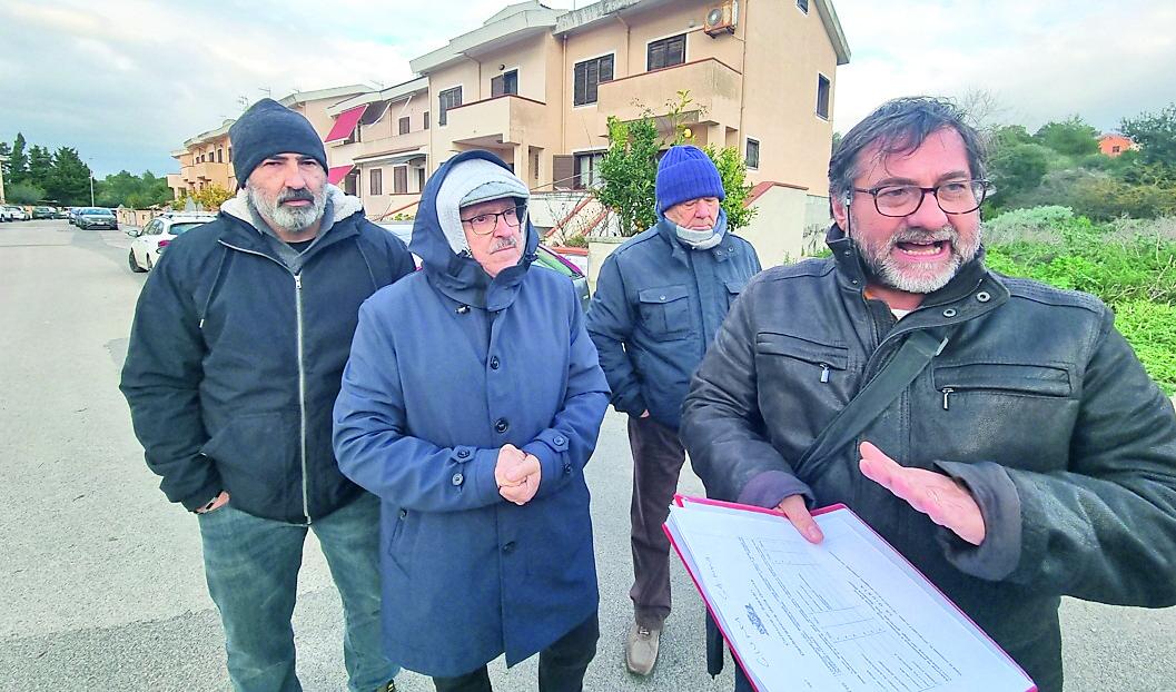 Incubo per 12 famiglie a Baddimanna: «Le nostre case all’asta»