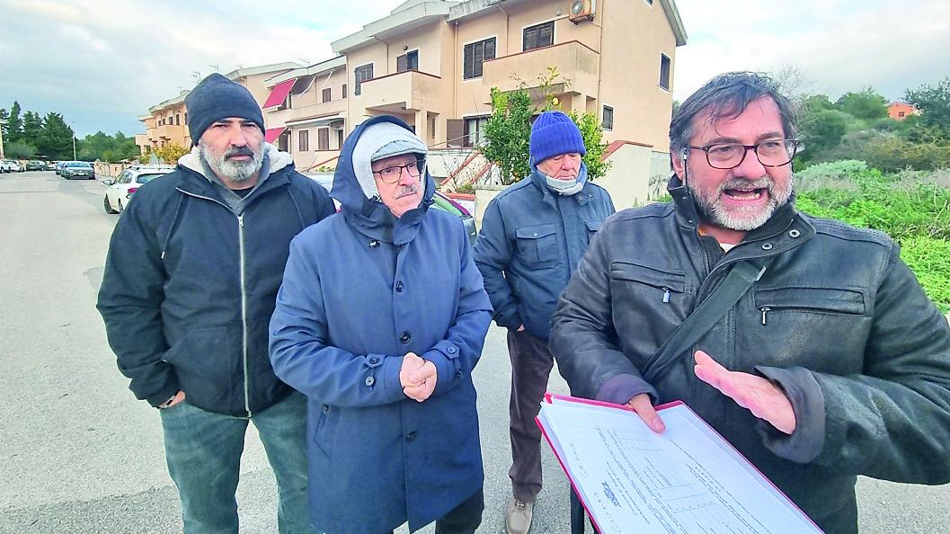 Incubo per 12 famiglie a Baddimanna: «Le nostre case all’asta»