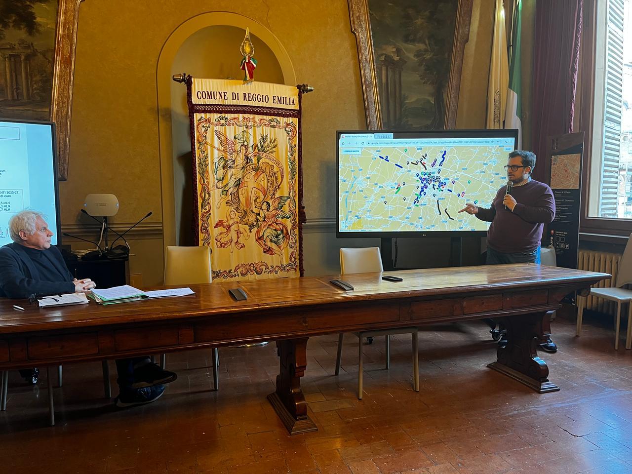 Reggio Emilia, presentato il piano triennale delle opere pubbliche: ecco le priorità