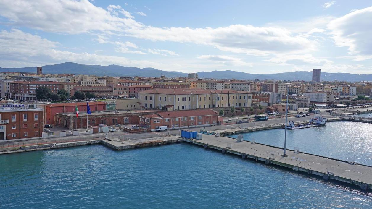 Una parte dello scalo livornese (foto Silvi)