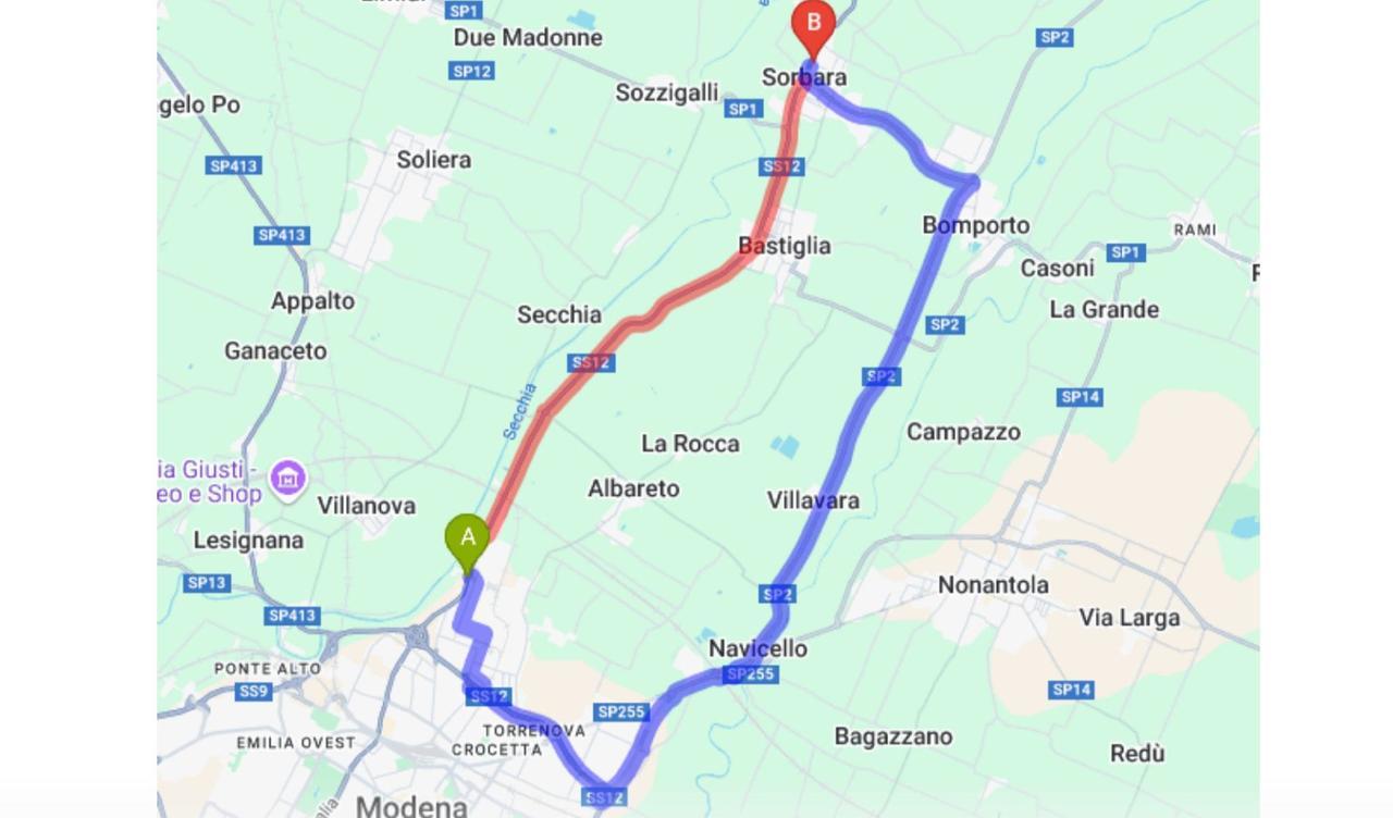 Canaletto chiusa tutta la notte: si rimuove un camion ribaltato