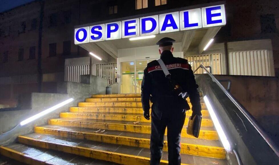 Colpisce il vicino con una pala: denunciato un uomo di 47 anni