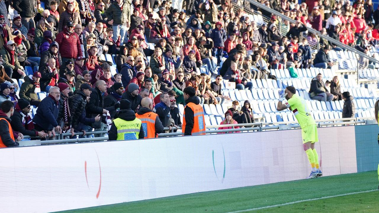 Reggiana, insulti razzisti: multa di 10mila euro per il club