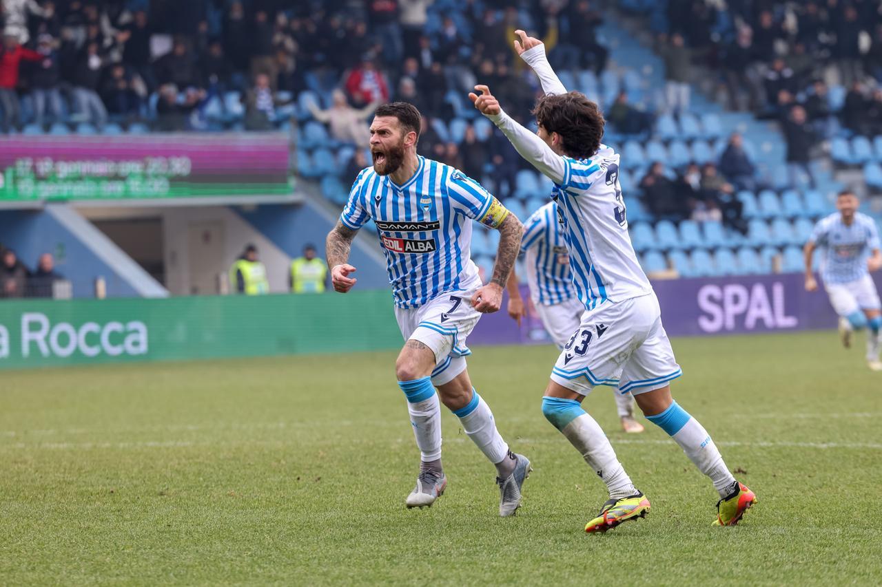Spal, Antenucci sempre superstar: è sul podio per il Pallone d’Oro della C