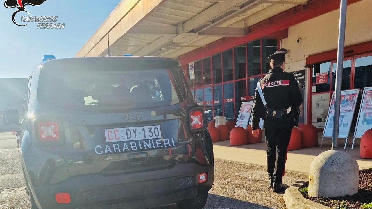 Rubano dieci smartphone a Porotto, scoperti e denunciati