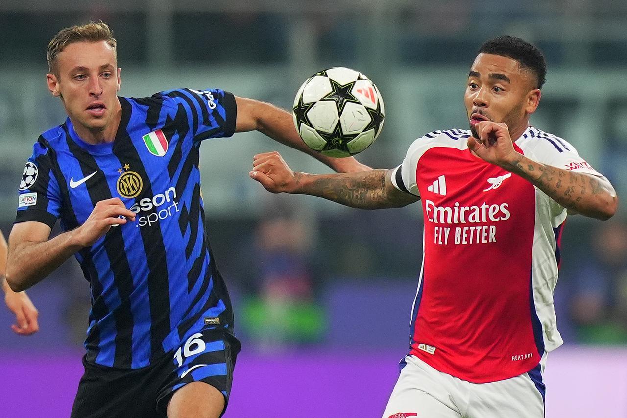 
	Davide Frattesi in azione con la maglia dell'Inter

