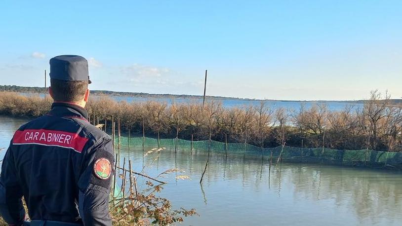 Pescatori abusivi scoperti a Lido Spina, scatta la multa