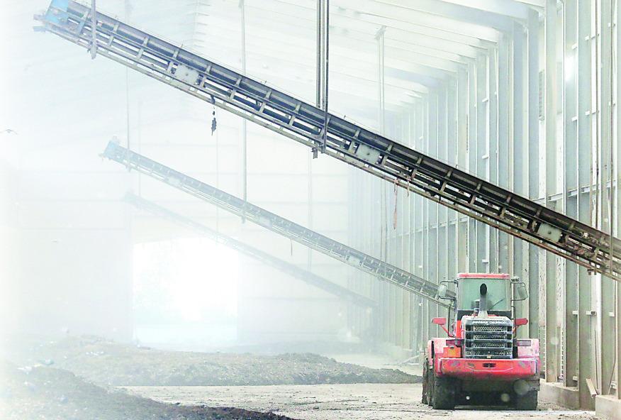 Caporalato, l’operario: “L’aviaria? Non avevo altra scelta, dovevo lavorare”