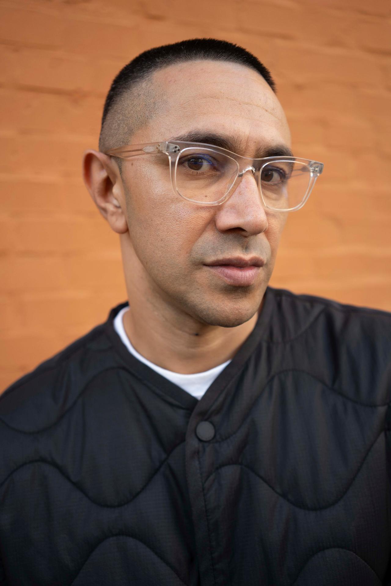 Fare rap con le nuove generazioni contro i pregiudizi: Amir Issaa a Reggio Emilia