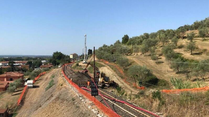 Stop ai treni nel fine settimana tra Pistoia e Montecatini