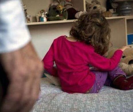 Difendiamo i più piccoli dal rischio di abusi sessuali<br type="_moz" />
