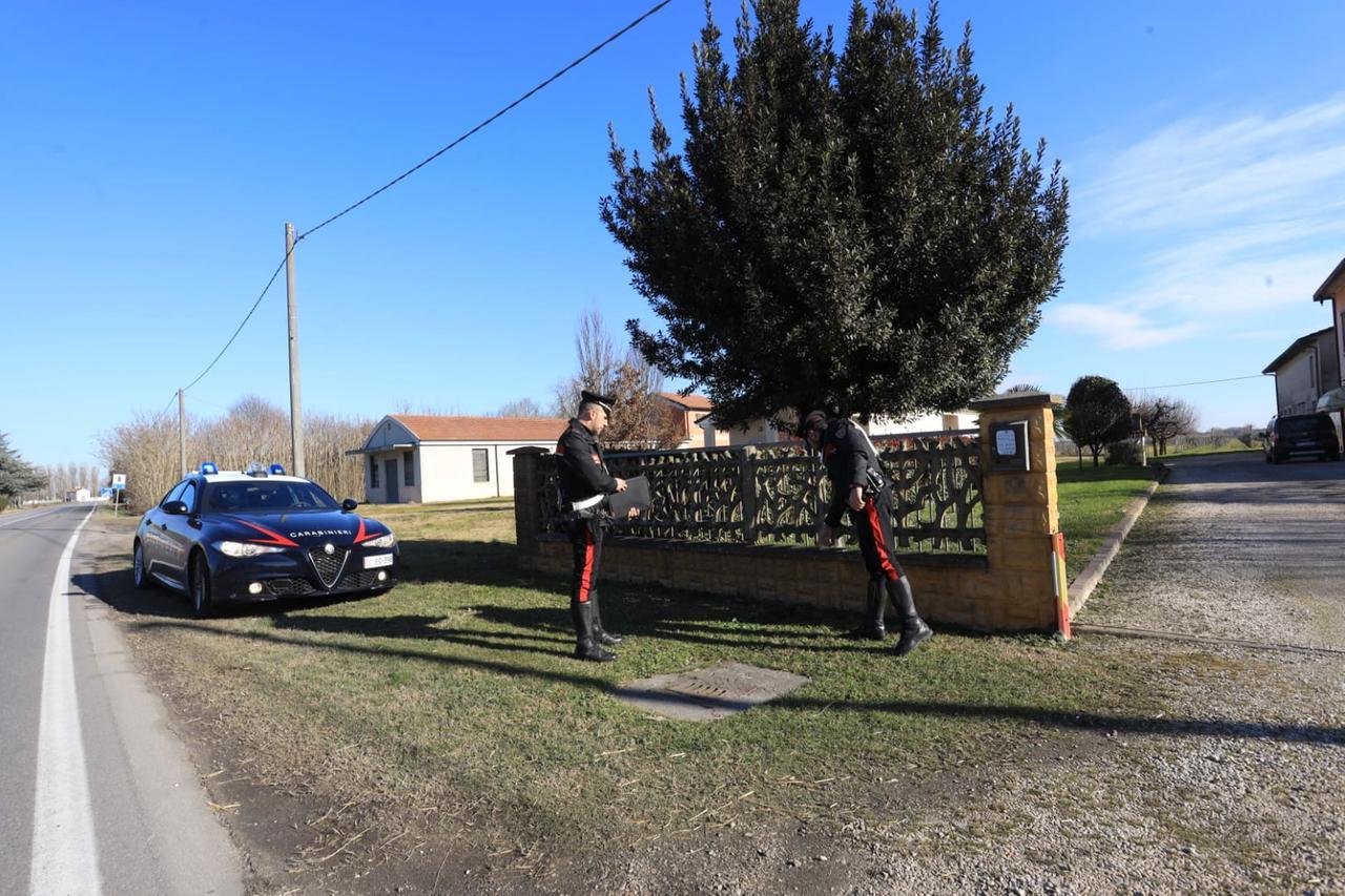 
	I carabinieri a Concordia sul luogo della tragedia

