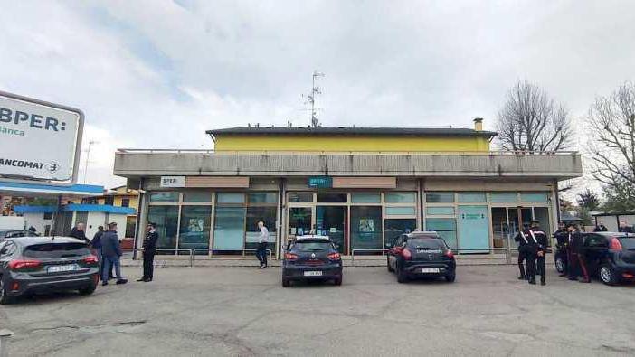 La rapina alla Bper di Solara del 7 aprile 2023