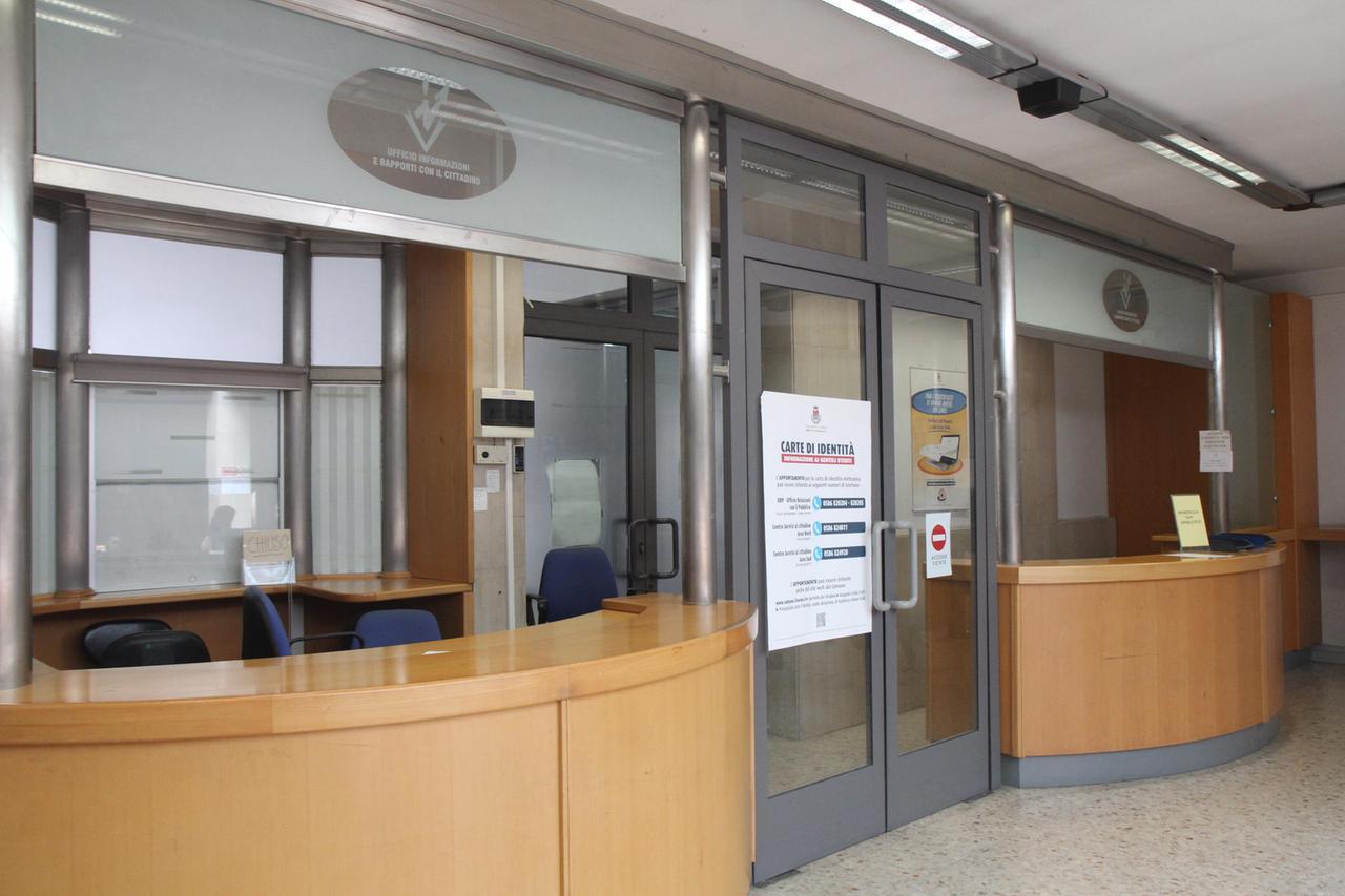 Livorno, si può nascere due volte? Sì… l’errore scoperto dai genitori prima di un viaggio