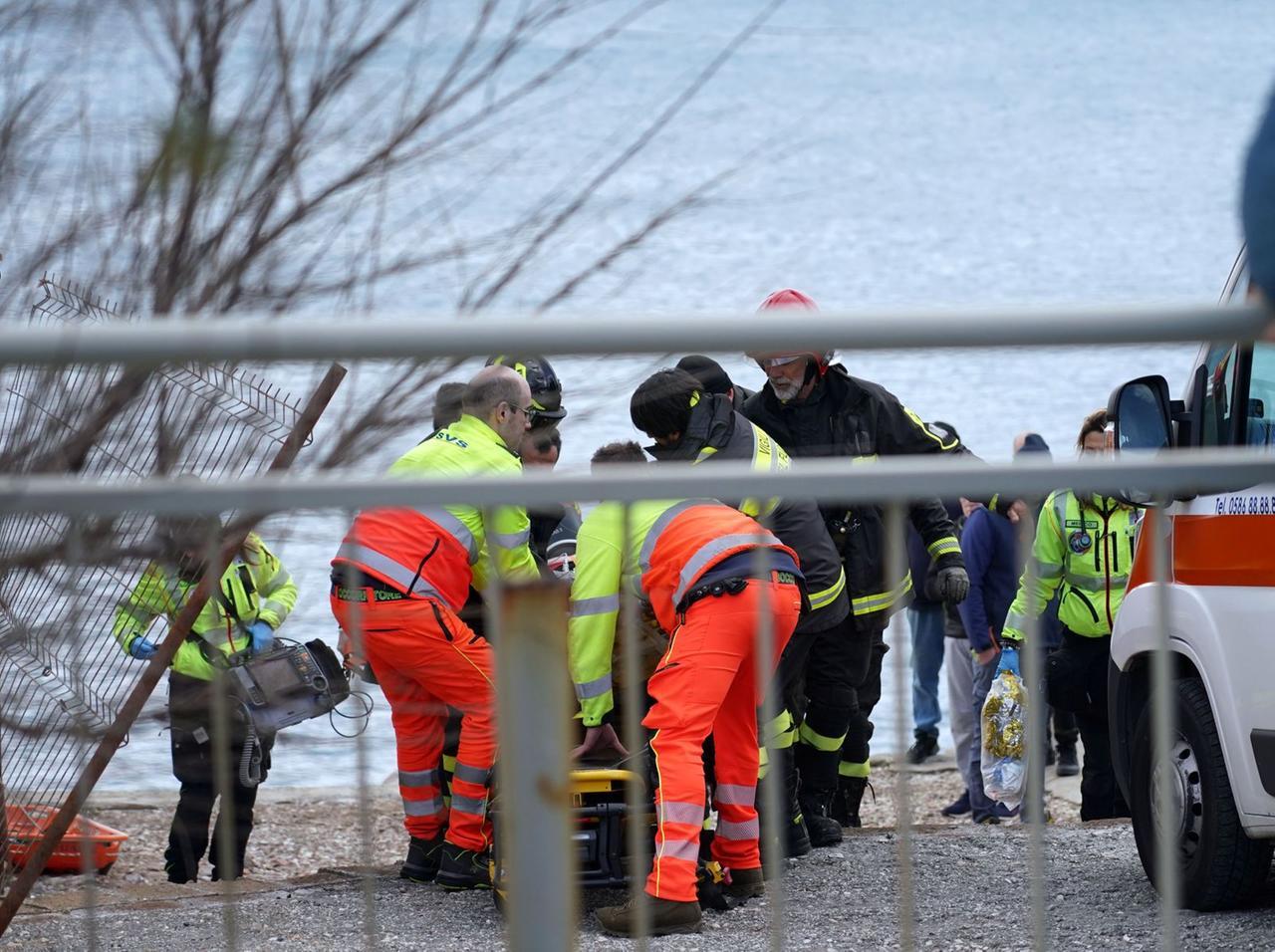 
	Le operazioni di soccorso (foto Franco Silvi)

