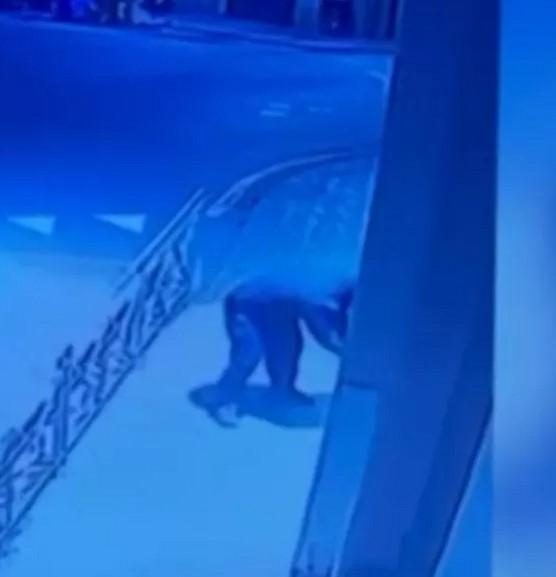 
	Il momento in cui viene appiccato l'incendio

