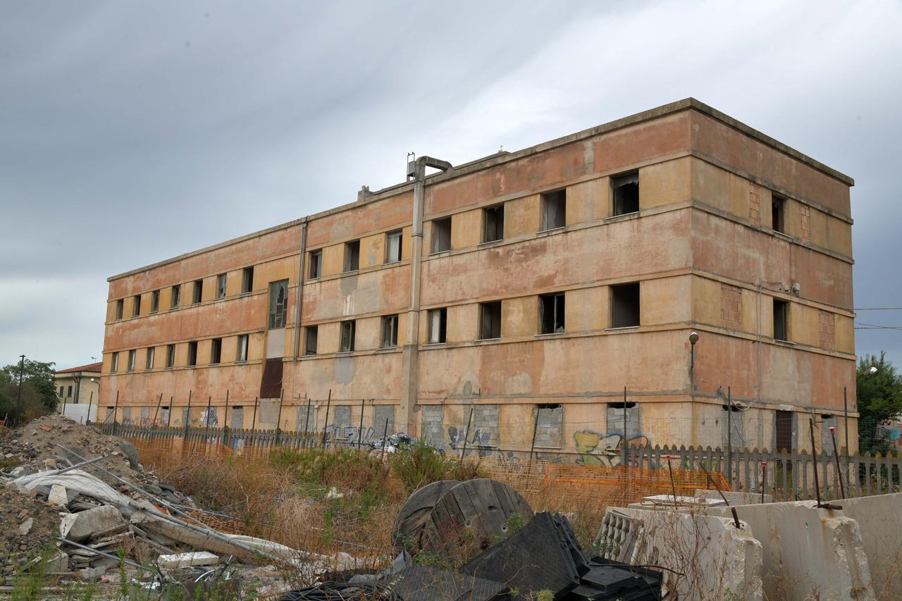 
	Il palazzo dei ferrovieri di via Vittorio Veneto

